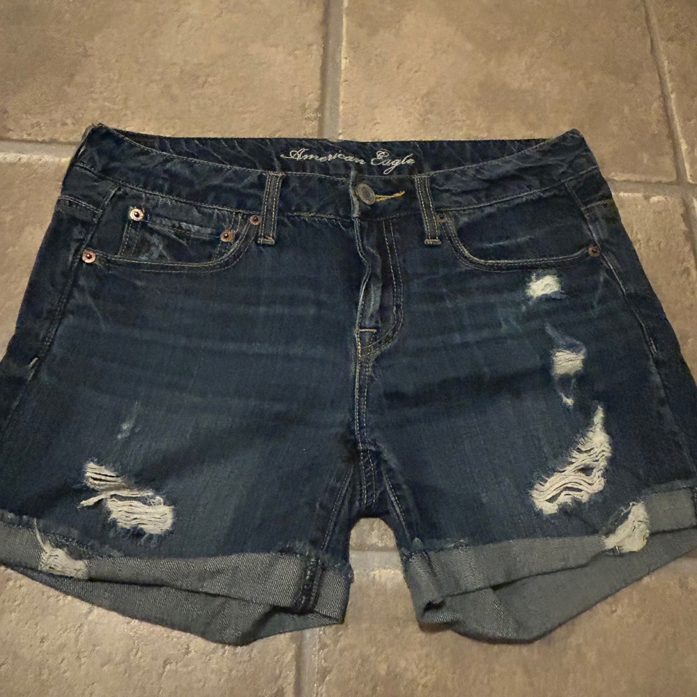 American Eagle Distressed Dark Wash Denim Cuffed Shorts Size 4 Low Rise Cotton